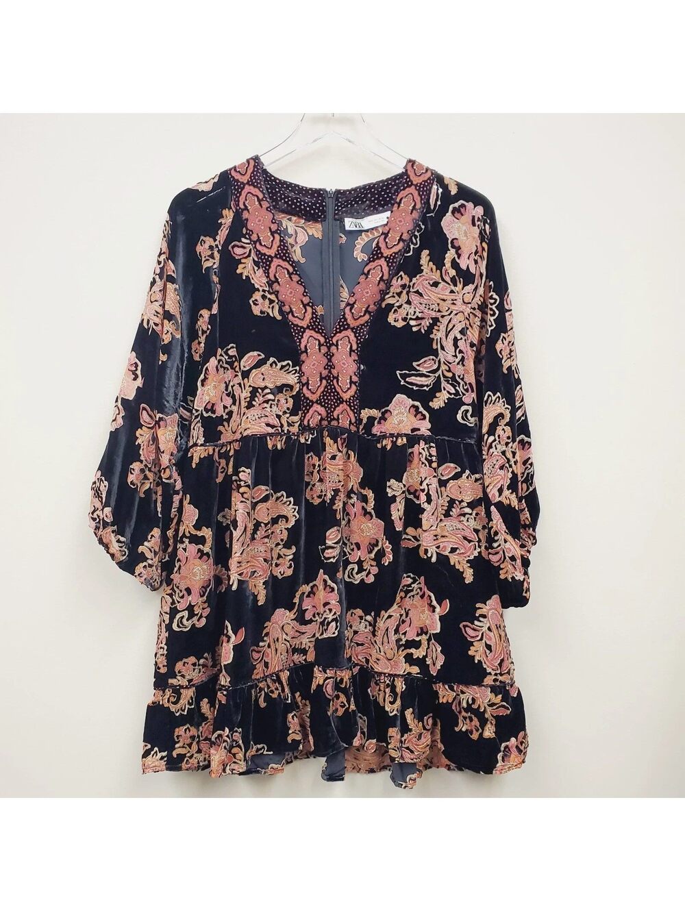 ZARA Blogger Favorite Paisley Printed Velvet Mini Dress Boho V-Neck Black Size M
